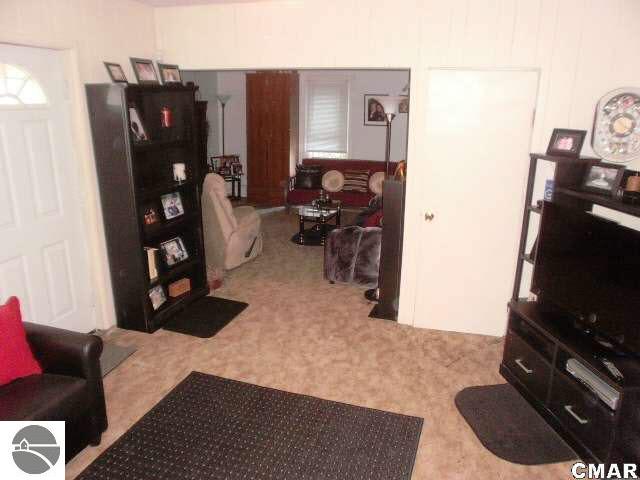 6595 West Lincoln Road Elwell, MI 48832 - Photo 2 of 24 1770000-1.JPG