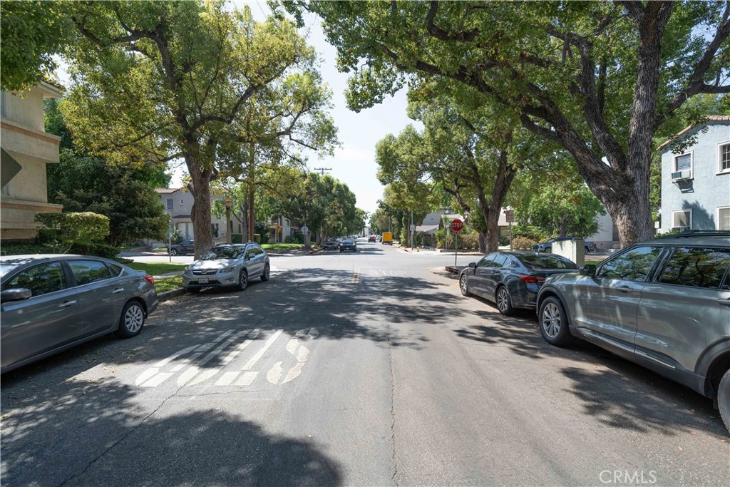 1207 North Columbus Avenue Glendale, CA 91202 - Photo 5 of 21 a view of a park with bench and trees