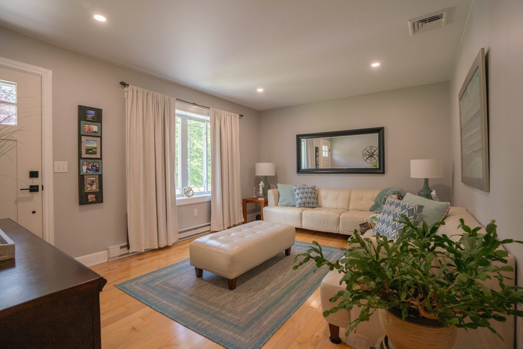 305 Scadding Street Taunton, MA 02780 - Photo 14 of 38