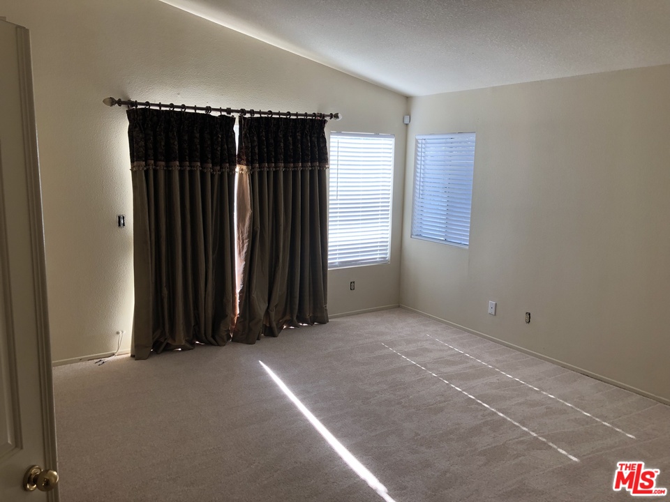 7271 Wood Road Riverside, CA 92506 - Photo 12 of 21
