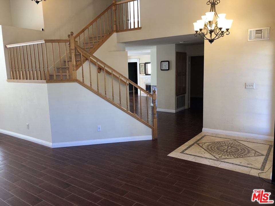 7271 Wood Road Riverside, CA 92506 - Photo 6 of 21