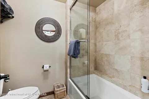 $939,000 | 4450 Berry Drive, Unit 3913, Wilson, WY 83014