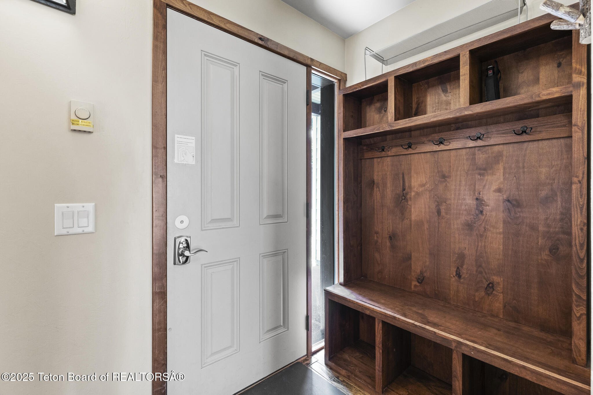 4450 Berry Drive, Unit 3913 Wilson, WY 83014 - Photo 6 of 38 6V2A7142