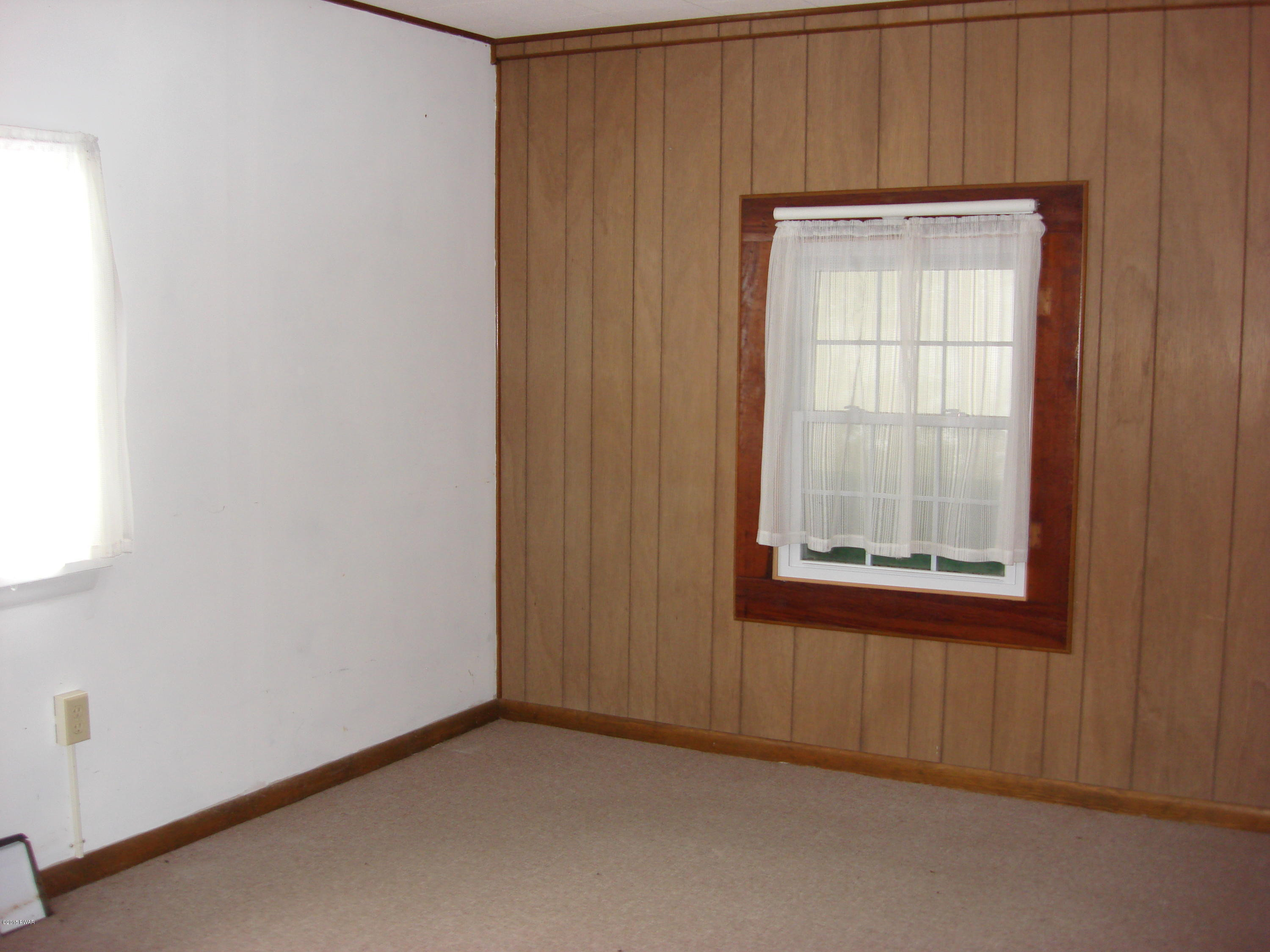 109 Mill Rift Road Matamoras, PA 18336 - Photo 16 of 28
