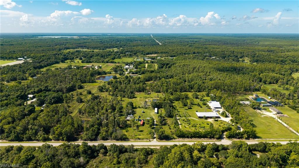828 Sanctuary Road Naples, FL 34120 - Photo 39 of 50