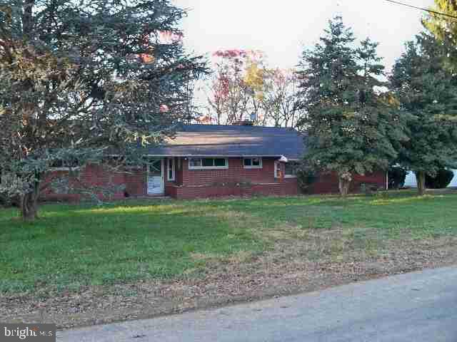 4116 Crestview Road Harrisburg, PA 17112 - Photo 2 of 12 Gallery Image 2