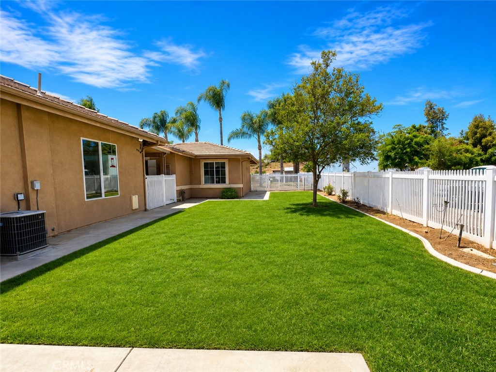 23841 Piedras Road Perris, CA 92570 - Photo 52 of 70 the dog area