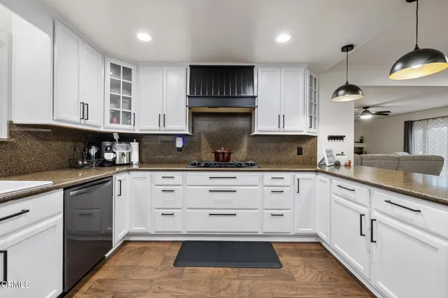 $945,000 | 361 Plumas Avenue, Ventura, CA 93004