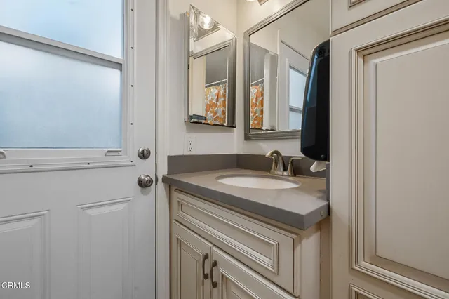 $945,000 | 361 Plumas Avenue, Ventura, CA 93004