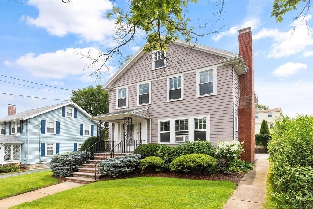 80 Lawrence Road Medford, MA 02155 - Photo 3 of 31