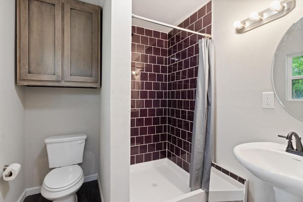 211 Kickapoo Trail Weatherford, TX 76087 - Photo 12 of 34