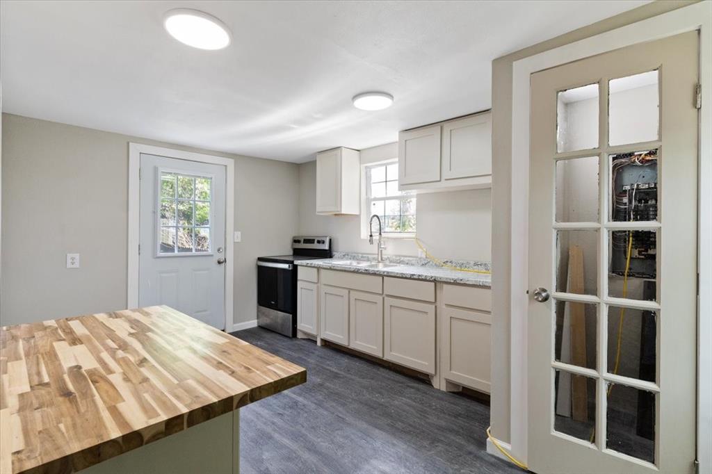 211 Kickapoo Trail Weatherford, TX 76087 - Photo 17 of 34