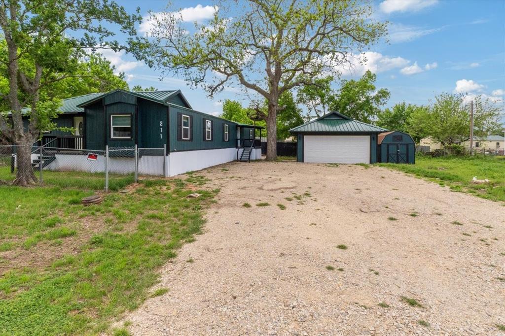 211 Kickapoo Trail Weatherford, TX 76087 - Photo 34 of 34