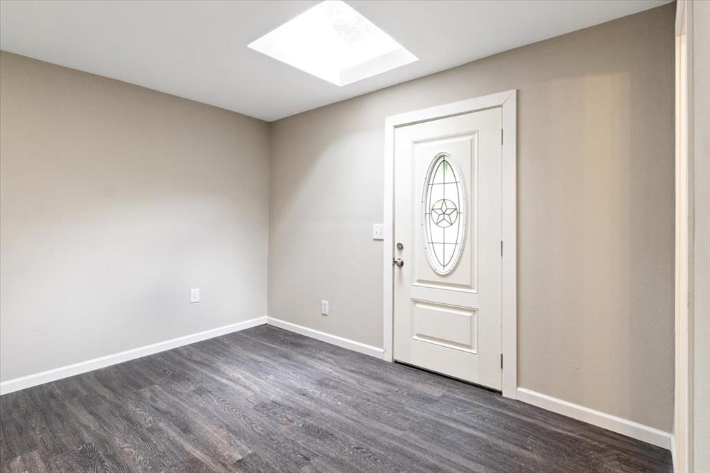 211 Kickapoo Trail Weatherford, TX 76087 - Photo 5 of 34 entry #1