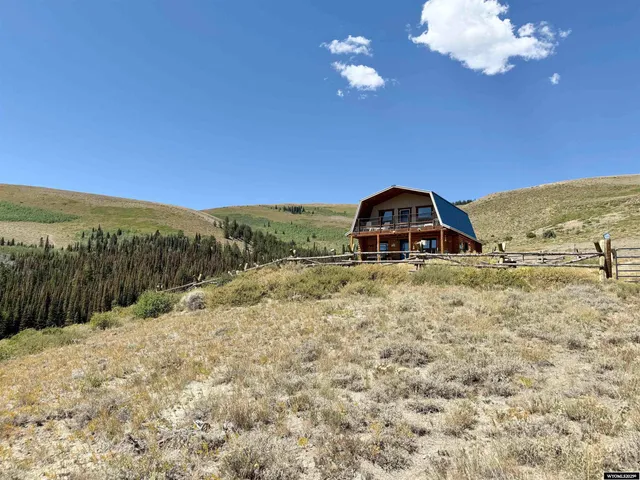 $550,000 | 260 Snow Shoe Drive, Kemmerer, WY 83101