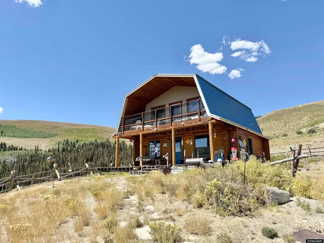 $550,000 | 260 Snow Shoe Drive, Kemmerer, WY 83101