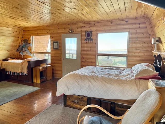 $550,000 | 260 Snow Shoe Drive, Kemmerer, WY 83101