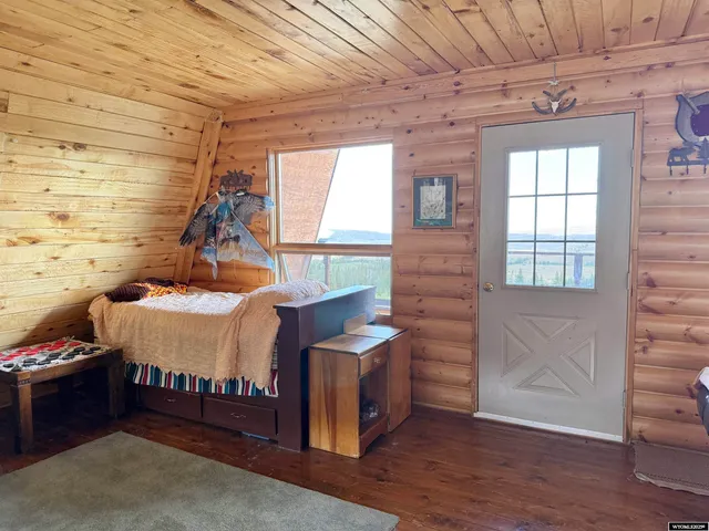 $550,000 | 260 Snow Shoe Drive, Kemmerer, WY 83101