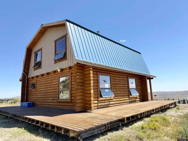 $550,000 | 260 Snow Shoe Drive, Kemmerer, WY 83101