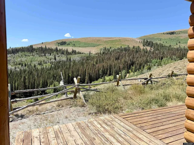 $550,000 | 260 Snow Shoe Drive, Kemmerer, WY 83101
