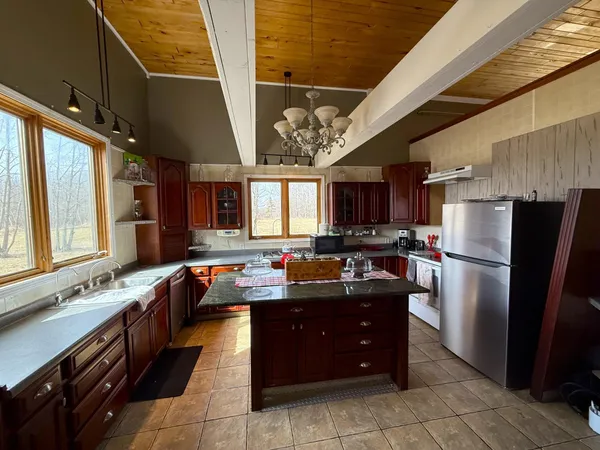 $475,000 | 3298 Harbor Street, Isle, MN 56342