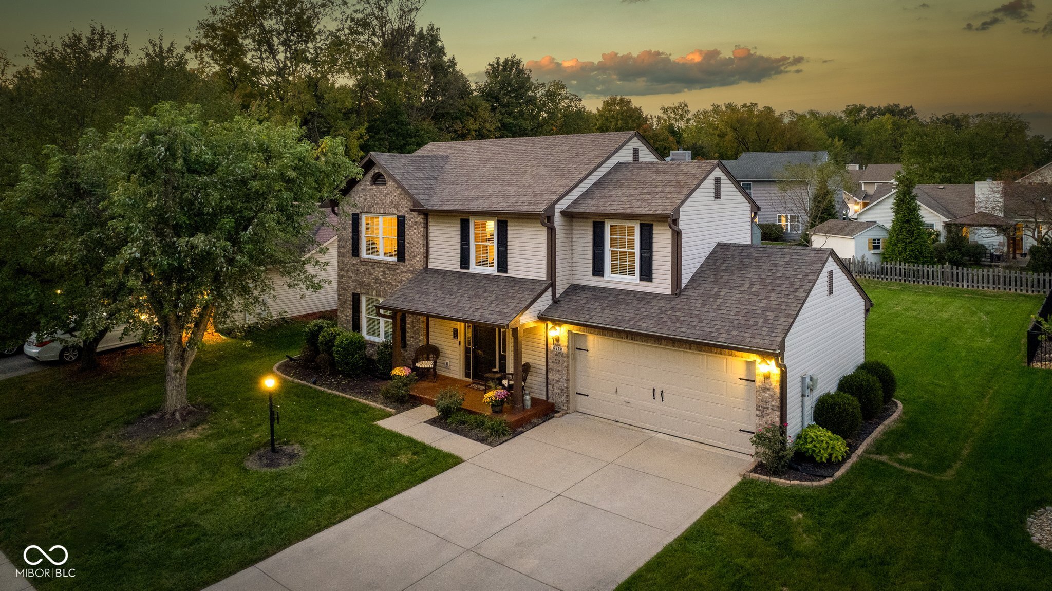 6528 Quail Run Fishers, IN 46038 - Photo 2 of 26