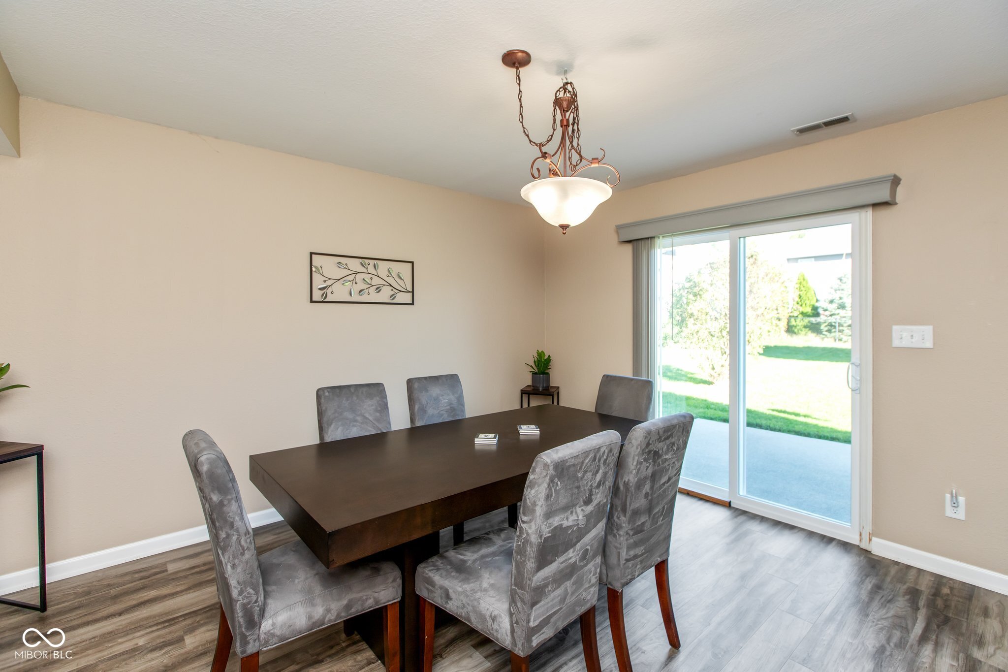 6528 Quail Run Fishers, IN 46038 - Photo 8 of 26