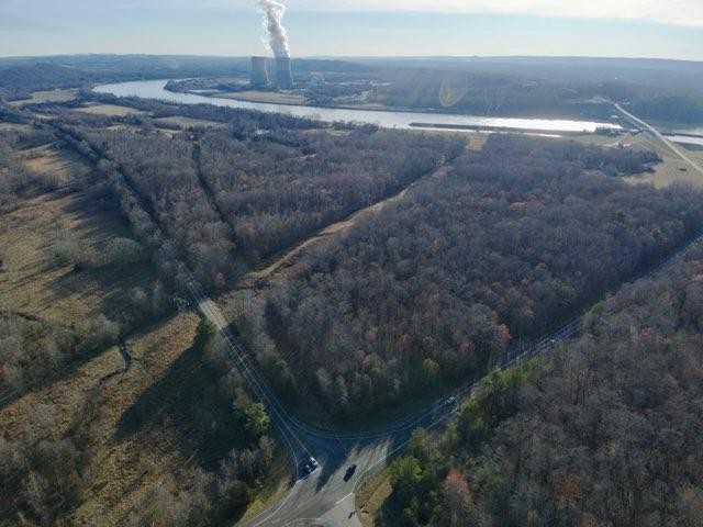 17 Highway 304 Decatur, TN 37322 - Photo 6 of 8