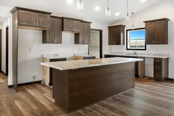 $369,900 | 208 4th Street Northwest, Gwinner, ND 58040