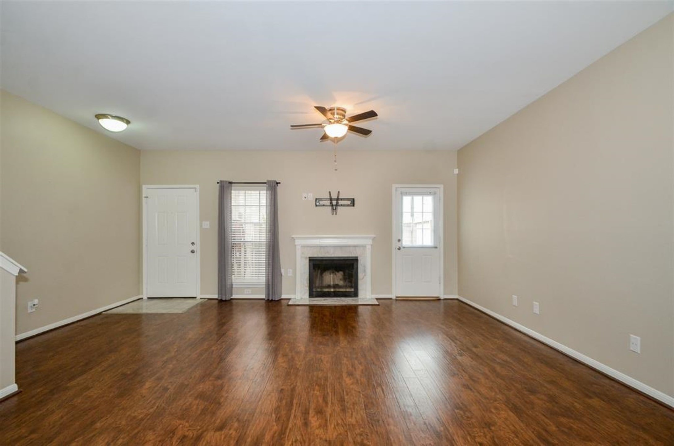 8075 El Mundo Street, Unit 8075 Houston, TX 77054 - Photo 8 of 21