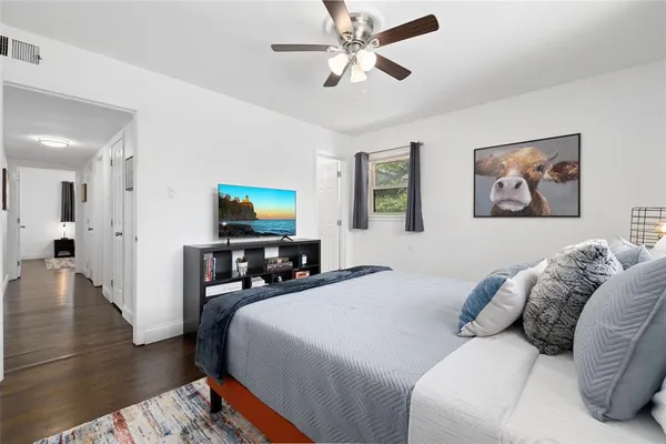 $6,500 | 3364 Darvany Drive, Dallas, TX 75220