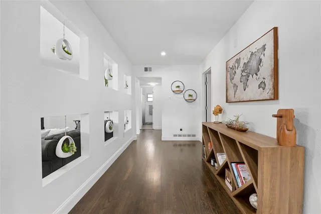 $6,500 | 3364 Darvany Drive, Dallas, TX 75220