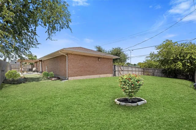$6,500 | 3364 Darvany Drive, Dallas, TX 75220