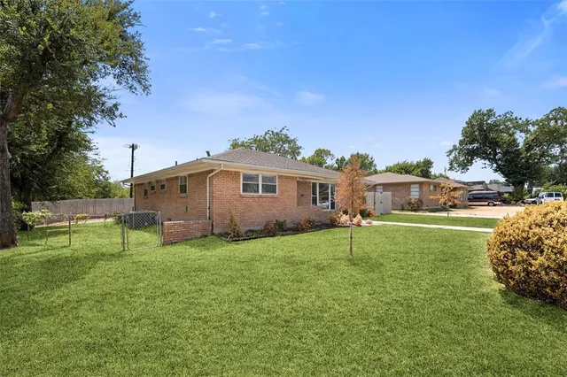 $6,500 | 3364 Darvany Drive, Dallas, TX 75220