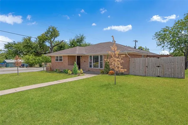 $6,500 | 3364 Darvany Drive, Dallas, TX 75220