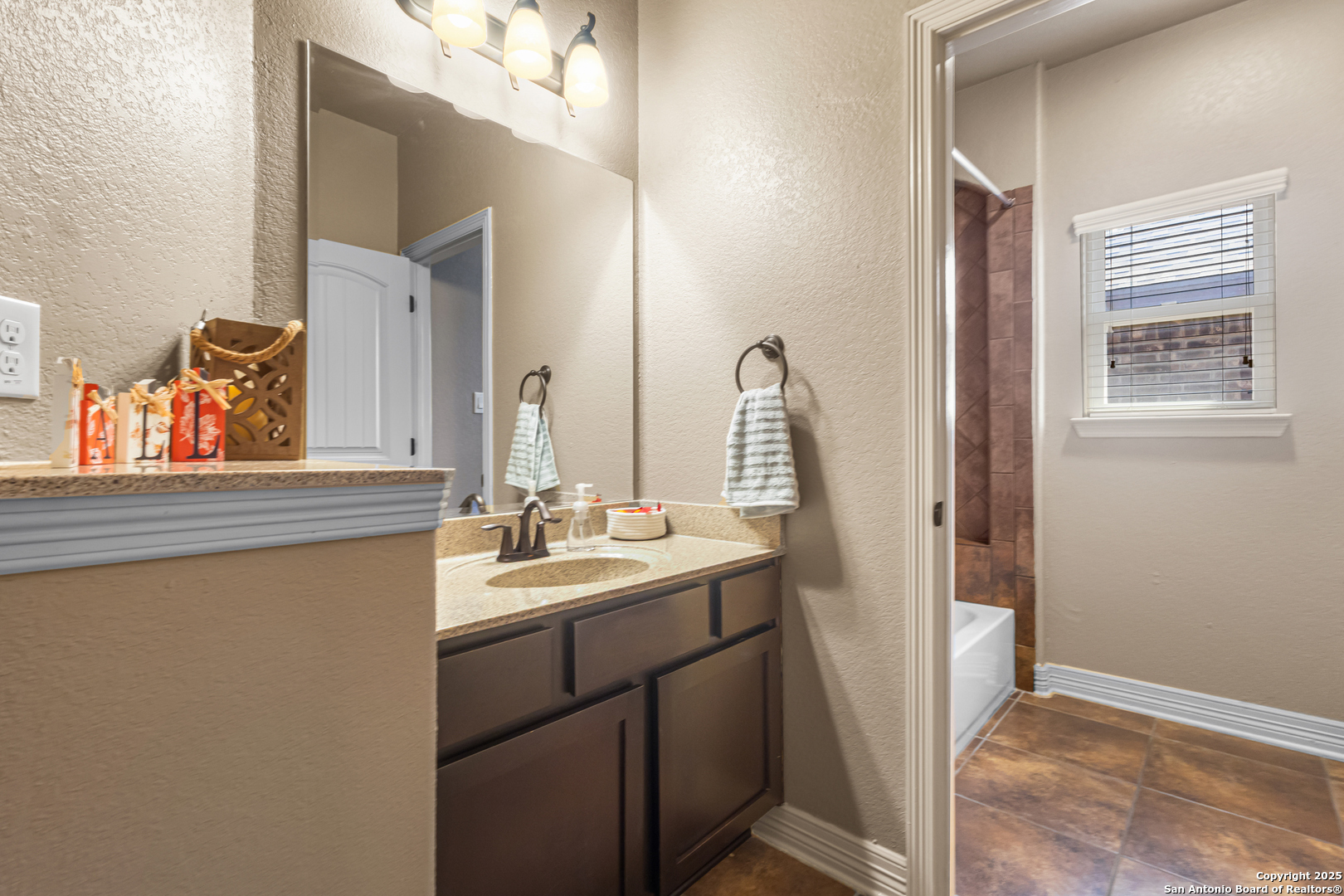 12431 Maverick Ranch San Antonio, TX 78254 - Photo 25 of 36