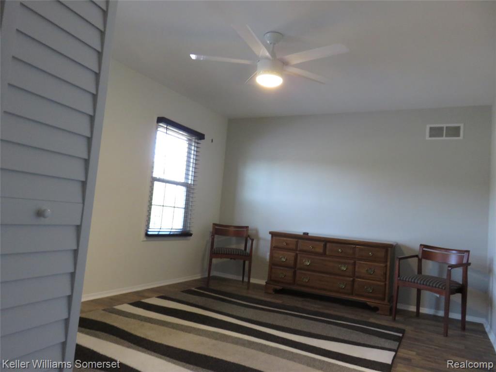 31189 Hoover Road, Unit 28 Warren, MI 48093 - Photo 16 of 26