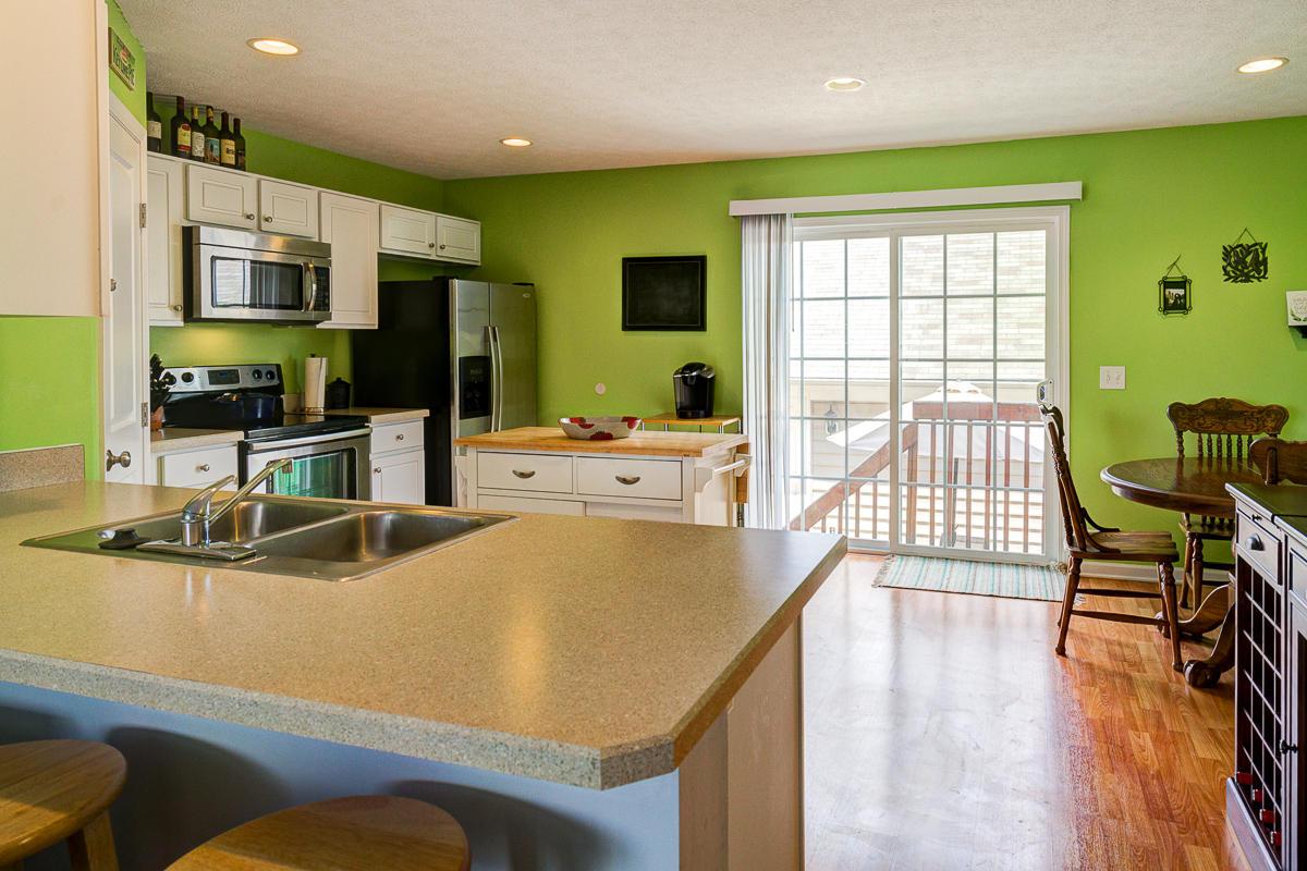 6246 Needletail Road Columbus, OH 43230 - Photo 9 of 43 Gallery Image 9