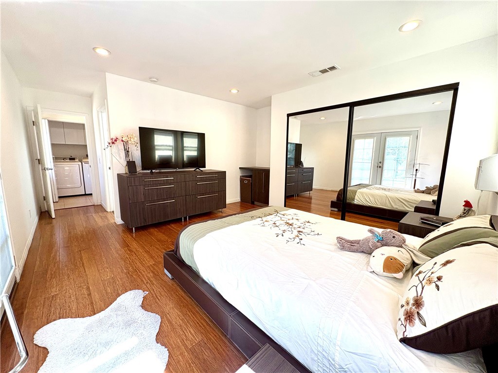 11113 Ratliffe Street Norwalk, CA 90650 - Photo 29 of 65 Master bedroom