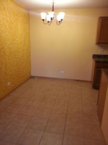 10640 Brooks Lane, Unit B1 Chicago Ridge, IL 60415 - Photo 5 of 8