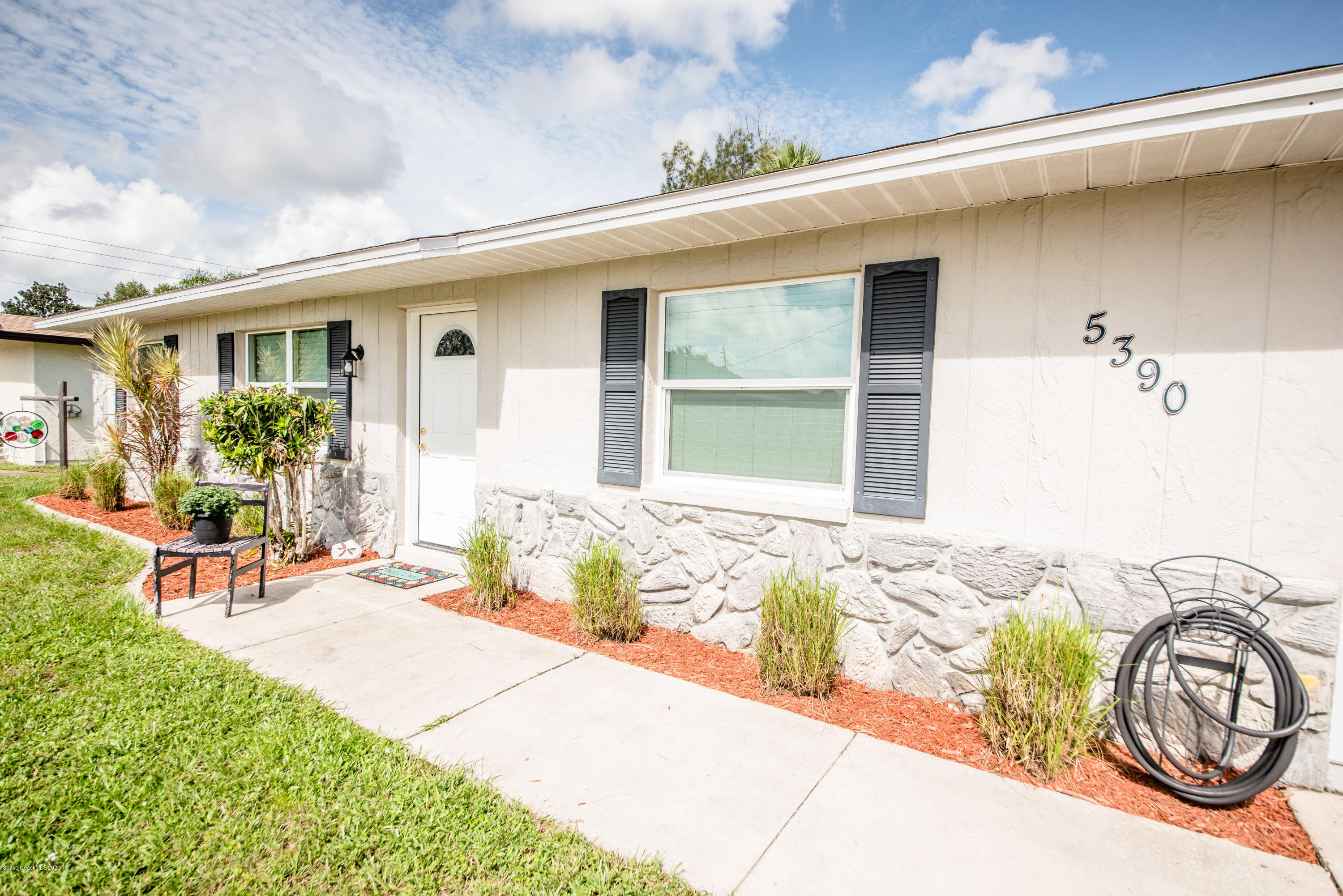 5390 Carrick Road Cocoa, FL 32927 - Photo 2 of 28 Exterior 4