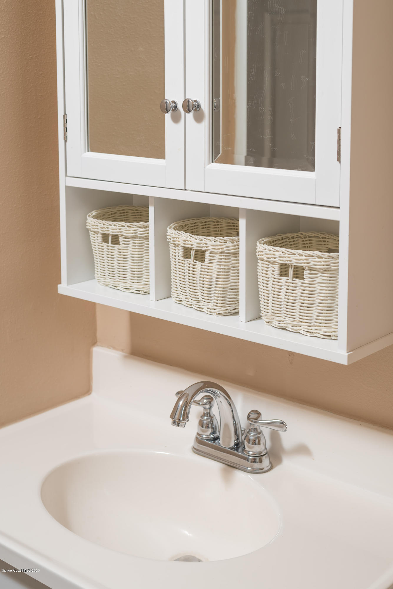 5390 Carrick Road Cocoa, FL 32927 - Photo 17 of 28 Guest Bathroom - Details