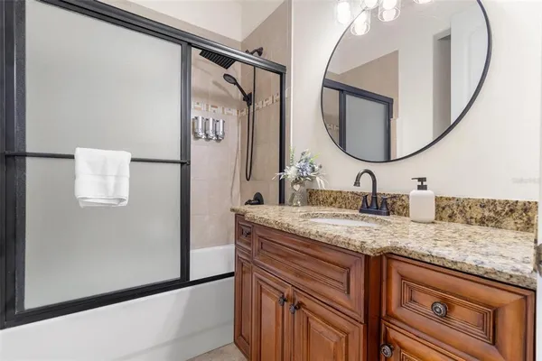 $534,900 | 11302 Southwind Lake Drive, Gibsonton, FL 33534