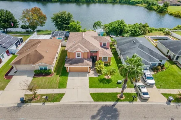 $534,900 | 11302 Southwind Lake Drive, Gibsonton, FL 33534