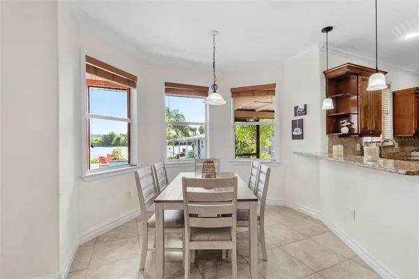 $534,900 | 11302 Southwind Lake Drive, Gibsonton, FL 33534