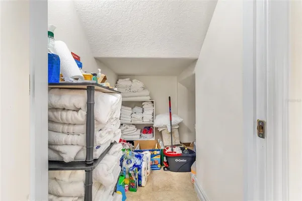 $534,900 | 11302 Southwind Lake Drive, Gibsonton, FL 33534