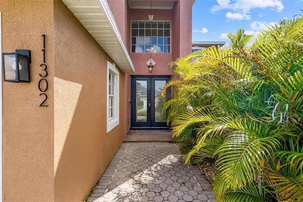 $534,900 | 11302 Southwind Lake Drive, Gibsonton, FL 33534