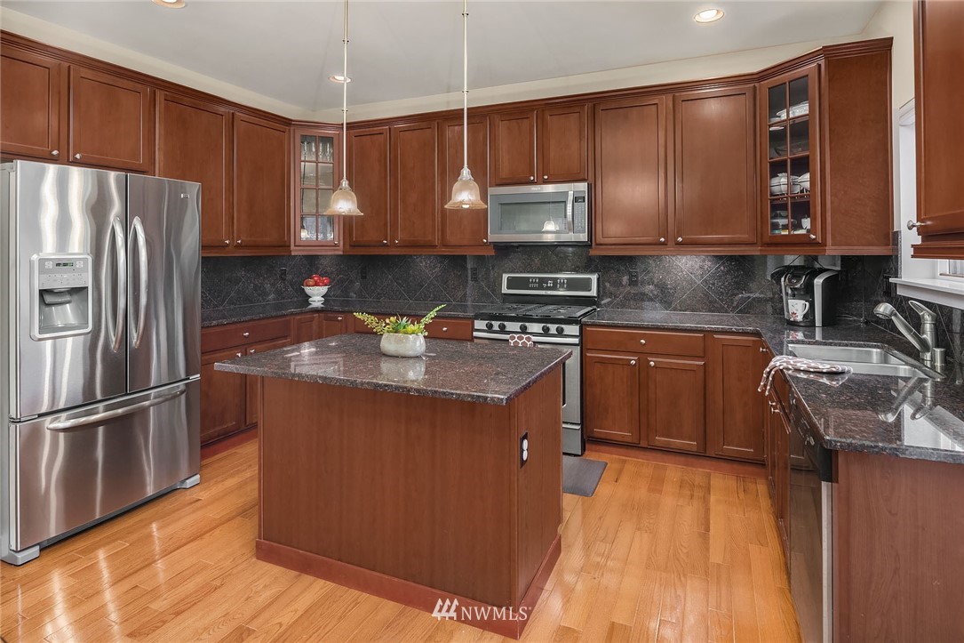 3610 223rd Place Southeast Bothell, WA 98021 - Photo 3 of 24