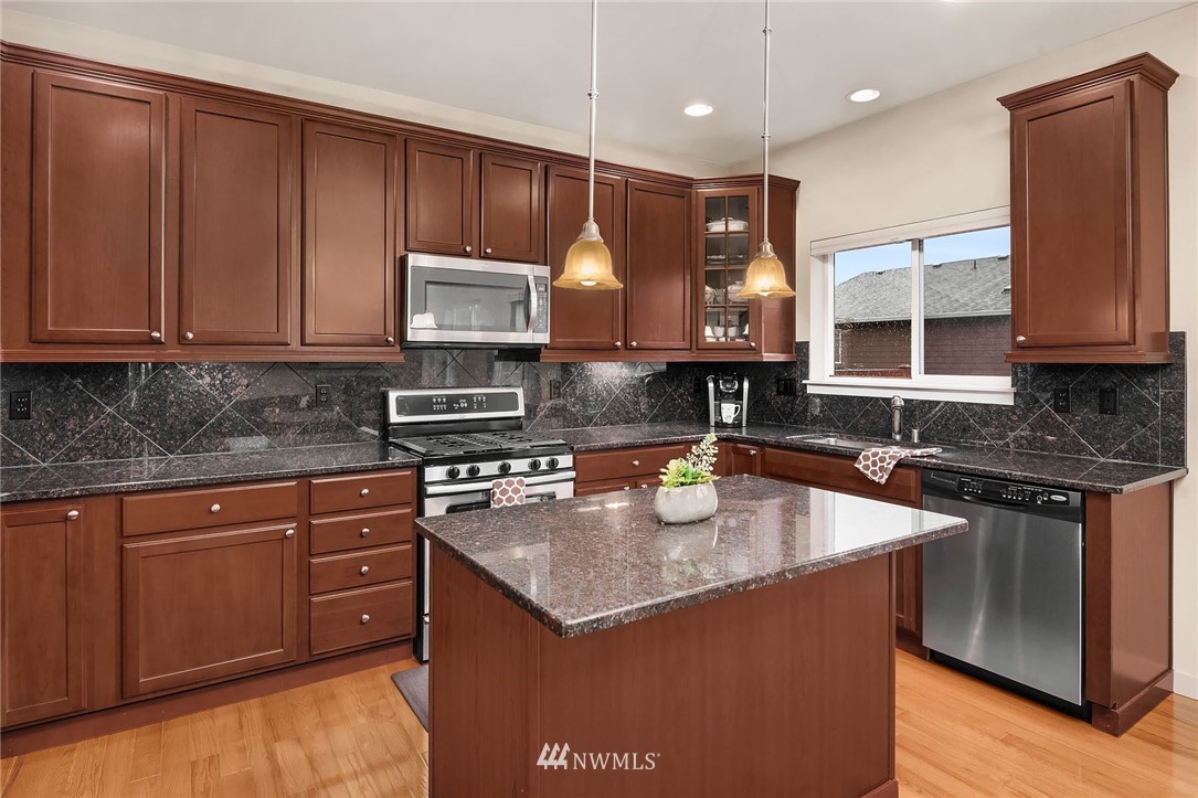 3610 223rd Place Southeast Bothell, WA 98021 - Photo 4 of 24