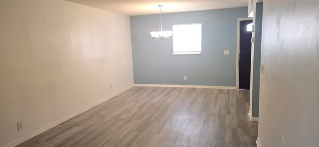 $1,500 | 300 Bonnie Boulevard, Unit 144, Palm Springs, FL 33461